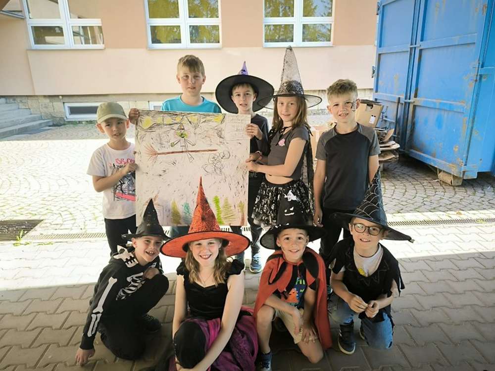 25